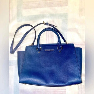 🌸Dark blue Michael Kors Bag  🌸